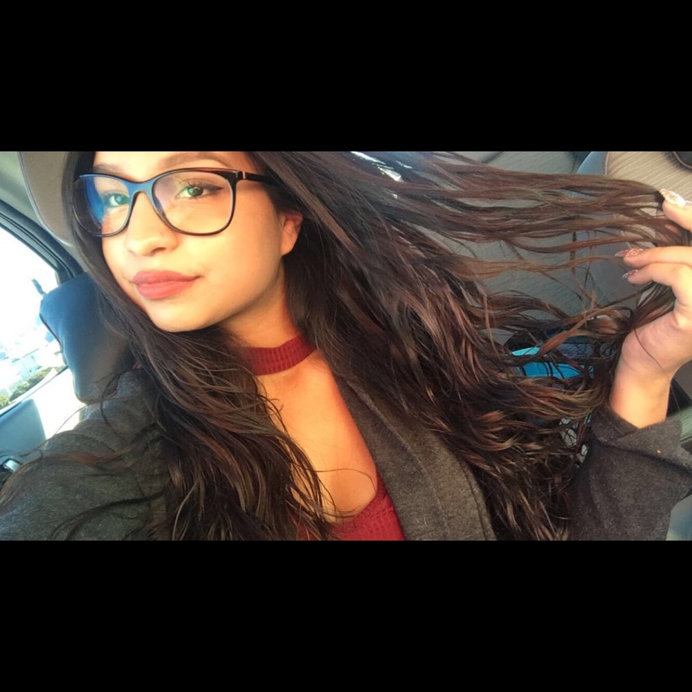 Meet your Posher, Sasha